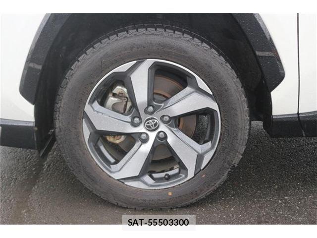 Toyota RAV4 PHV 2021-10 8414675-26