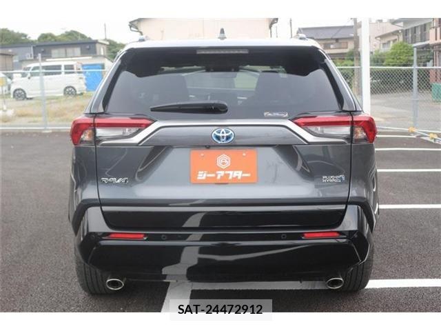 Toyota RAV4 PHV 2023-09 8438798-9