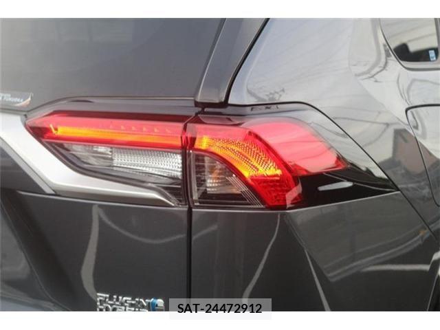 Toyota RAV4 PHV 2023-09 8438798-19
