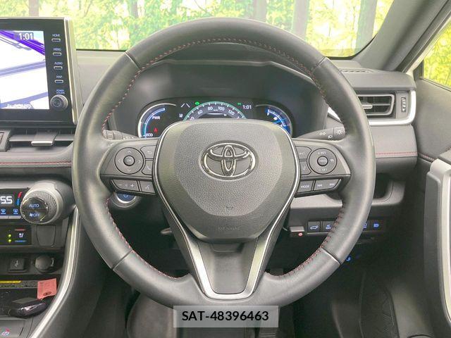 Toyota RAV4 PHV 2021-08 8458303-10