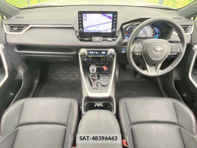Toyota RAV4 PHV 2021-08 8458303-1