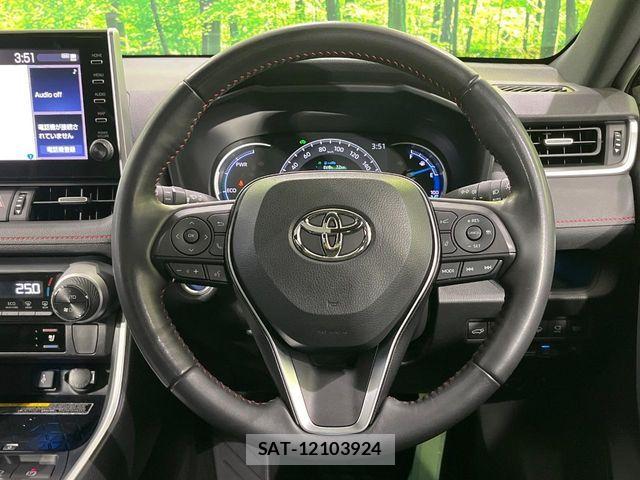 Toyota RAV4 PHV 2021-08 8526985-11