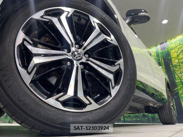 Toyota RAV4 PHV 2021-08 8526985-13