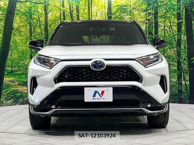 Toyota RAV4 PHV 2021-08 8526985-14
