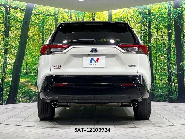 Toyota RAV4 PHV 2021-08 8526985-15