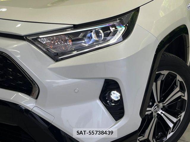 Toyota RAV4 PHV 2021-06 8666820-11