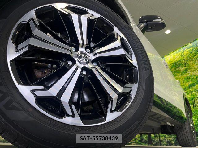 Toyota RAV4 PHV 2021-06 8666820-12