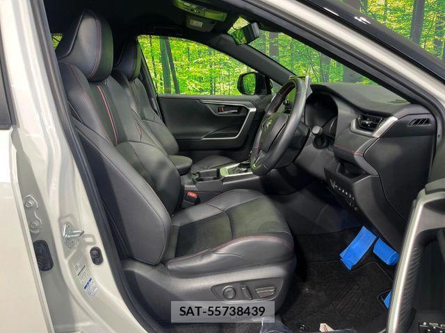 Toyota RAV4 PHV 2021-06 8666820-7