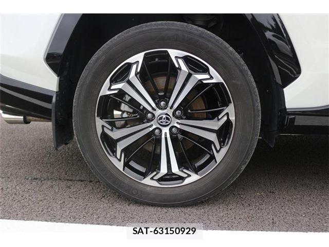 Toyota RAV4 PHV 2021-05 8661261-14