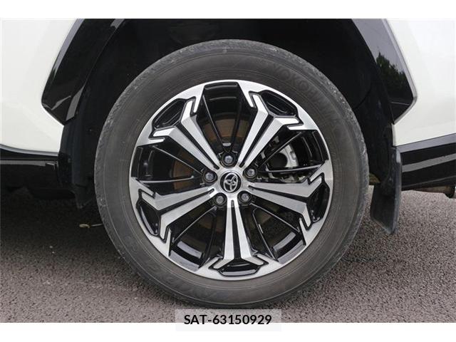Toyota RAV4 PHV 2021-05 8661261-15