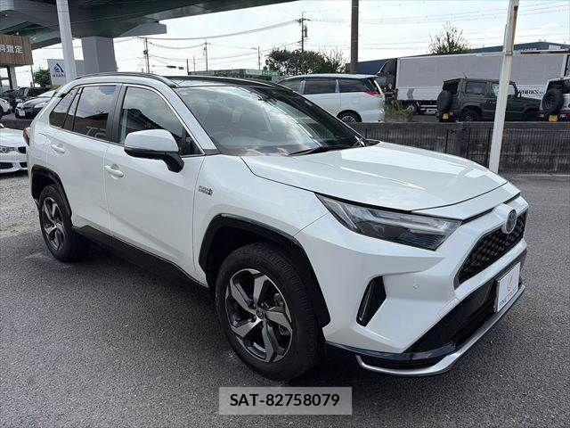 Toyota RAV4 PHV 2022-07 8745515-15