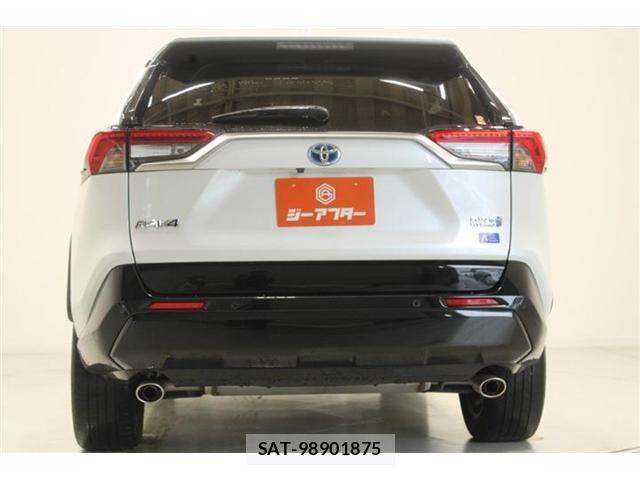 Toyota RAV4 PHV 2023-02 8745513-10