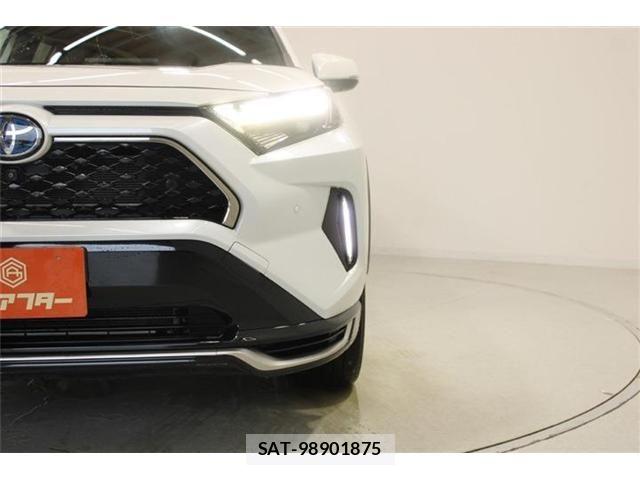 Toyota RAV4 PHV 2023-02 8745513-13