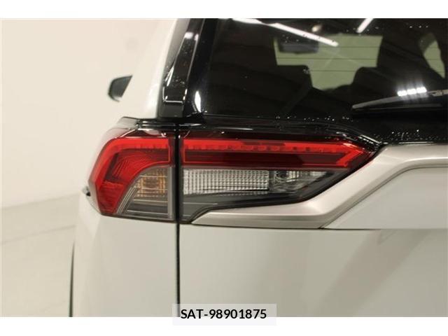Toyota RAV4 PHV 2023-02 8745513-18