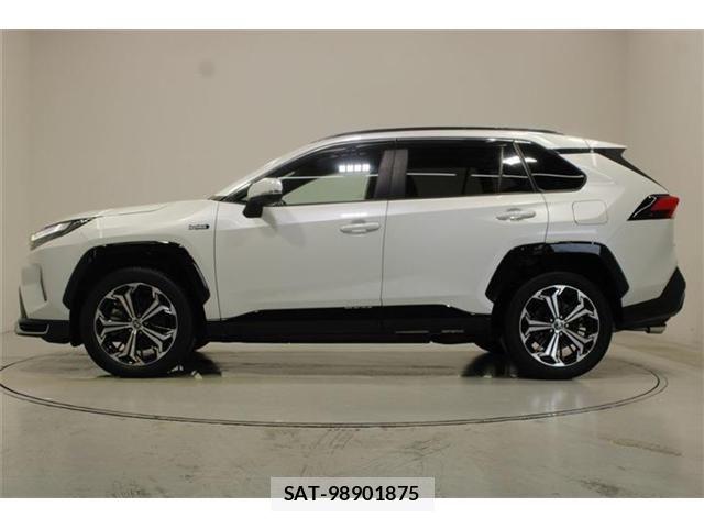 Toyota RAV4 PHV 2023-02 8745513-8