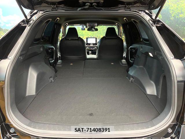 Toyota RAV4 PHV 2022-07 8745514-9