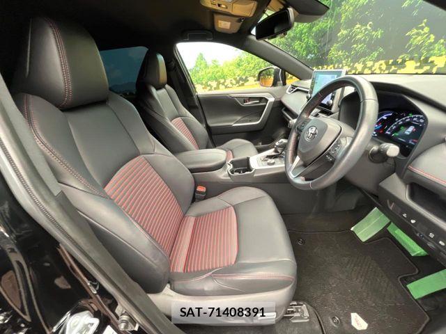 Toyota RAV4 PHV 2022-07 8745514-7
