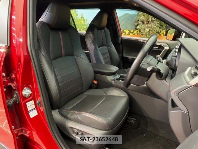 Toyota RAV4 PHV 2020-07 8745517-10
