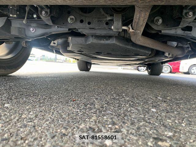 Toyota RAV4 PHV 2022-08 8745512-28