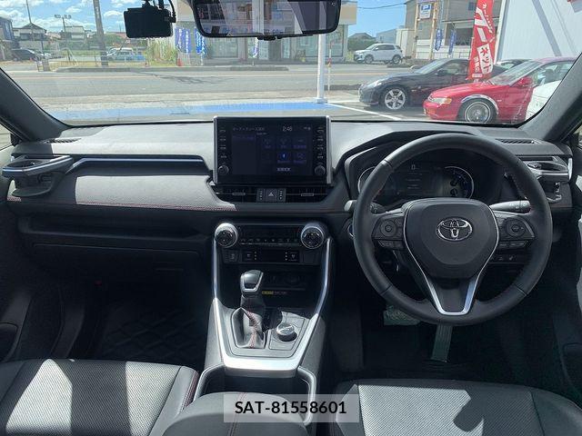 Toyota RAV4 PHV 2022-08 8745512-2