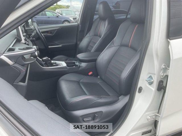Toyota RAV4 PHV 2020-11 8781832-10