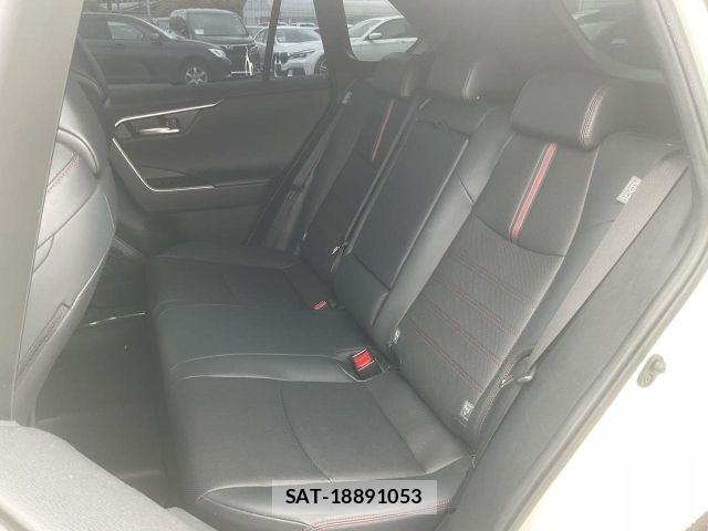 Toyota RAV4 PHV 2020-11 8781832-12