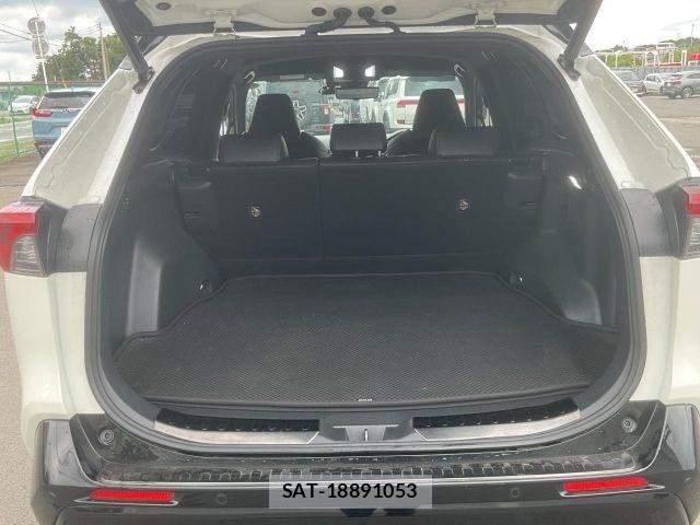 Toyota RAV4 PHV 2020-11 8781832-13