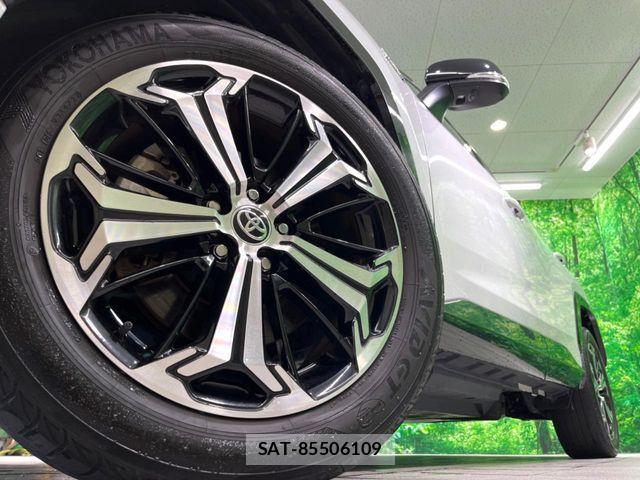 Toyota RAV4 PHV 2023-01 8781831-13