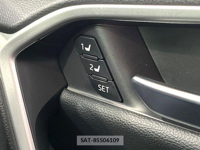 Toyota RAV4 PHV 2023-01 8781831-7