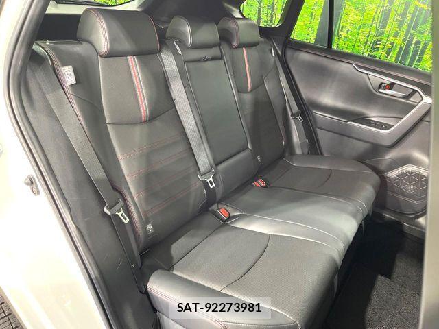 Toyota RAV4 PHV 2024-07 8781830-10