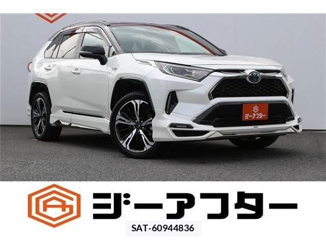 Toyota RAV4 PHV 2021-05 8831297-0