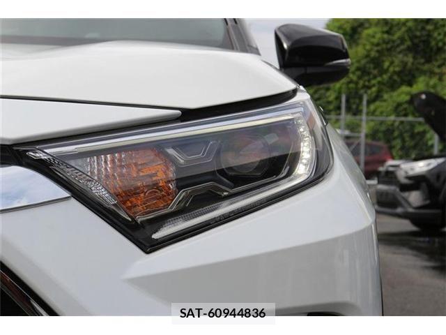 Toyota RAV4 PHV 2021-05 8831297-12
