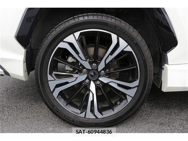 Toyota RAV4 PHV 2021-05 8831297-16