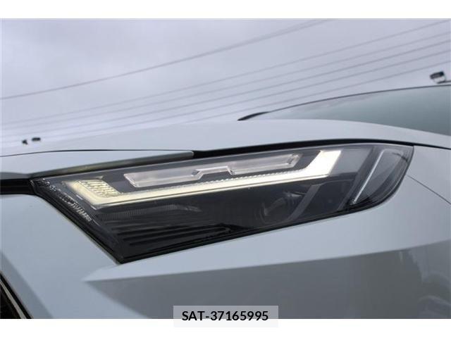 Toyota RAV4 PHV 2023-04 8831294-11