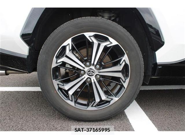 Toyota RAV4 PHV 2023-04 8831294-27