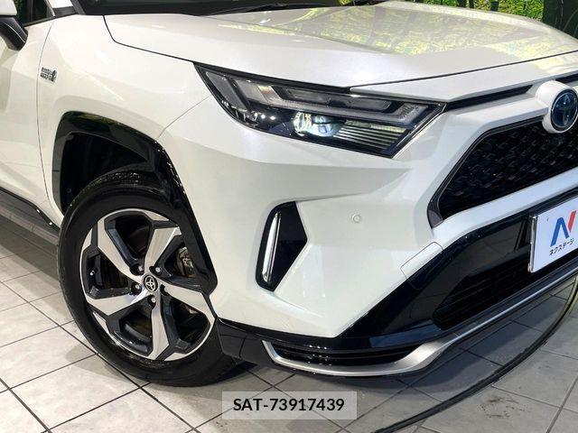 Toyota RAV4 PHV 2022-03 8850507-11