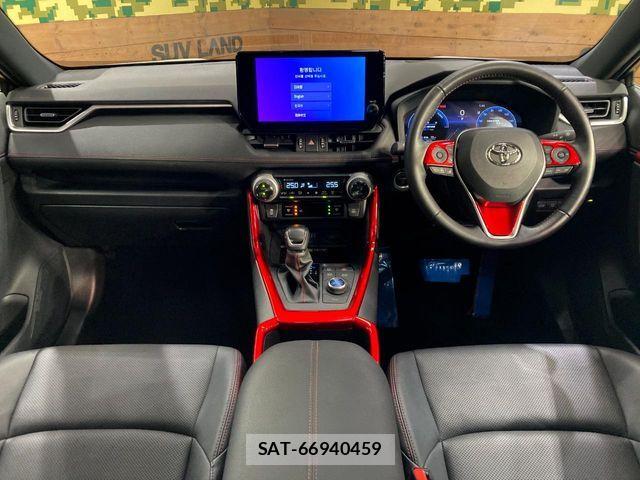 Toyota RAV4 PHV 2024-07 8850505-1