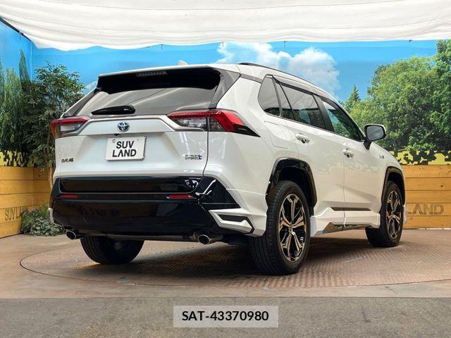 Toyota RAV4 PHV 2023-03 8871945-16