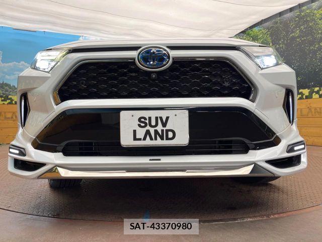 Toyota RAV4 PHV 2023-03 8871945-3