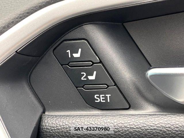 Toyota RAV4 PHV 2023-03 8871945-6