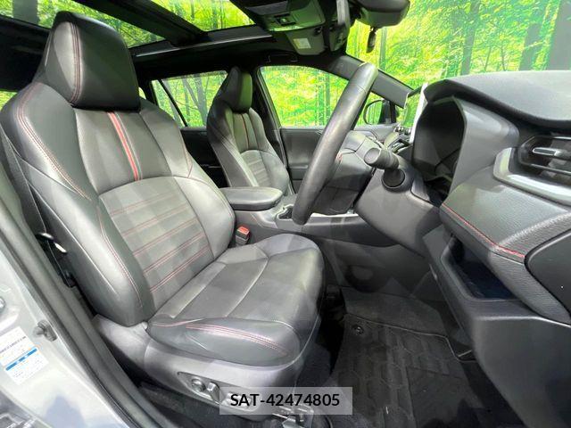 Toyota RAV4 PHV 2022-03 8884250-9