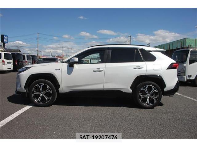 Toyota RAV4 PHV 2023-03 8884252-12