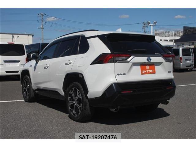 Toyota RAV4 PHV 2023-03 8884252-13