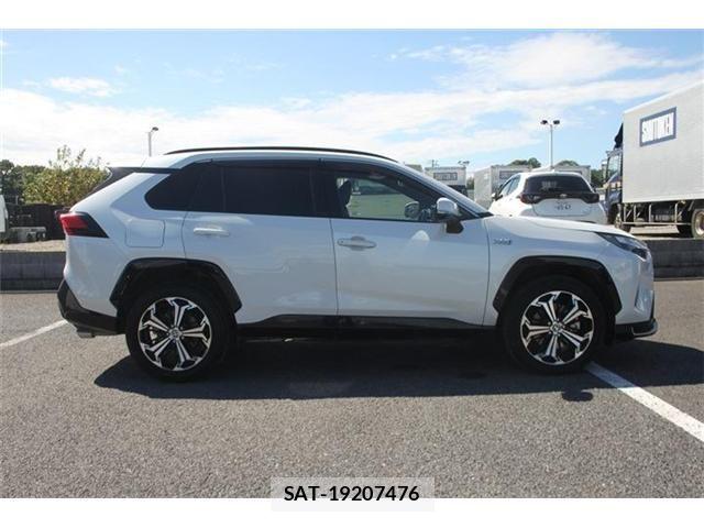 Toyota RAV4 PHV 2023-03 8884252-16