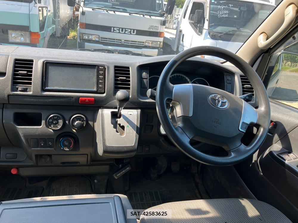 Toyota REGIUSACE VAN 2019-07 1166113-12