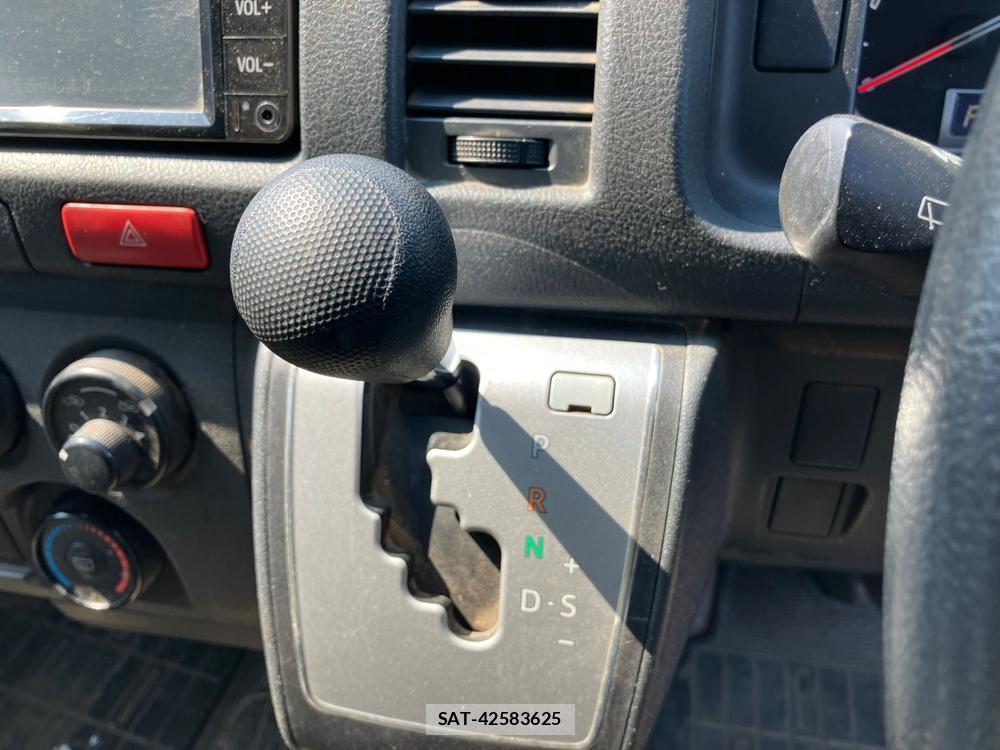 Toyota REGIUSACE VAN 2019-07 1166113-20