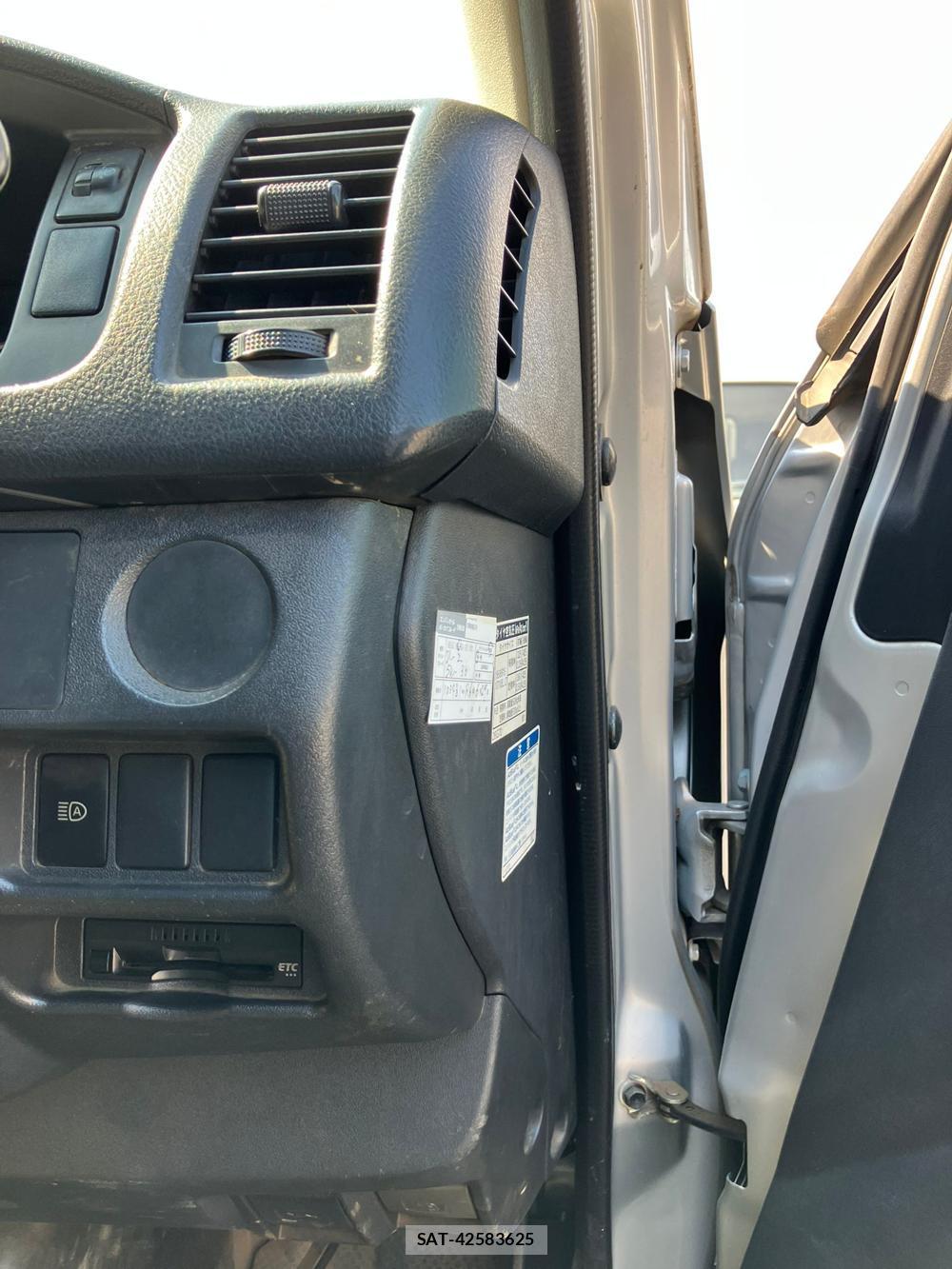 Toyota REGIUSACE VAN 2019-07 1166113-22
