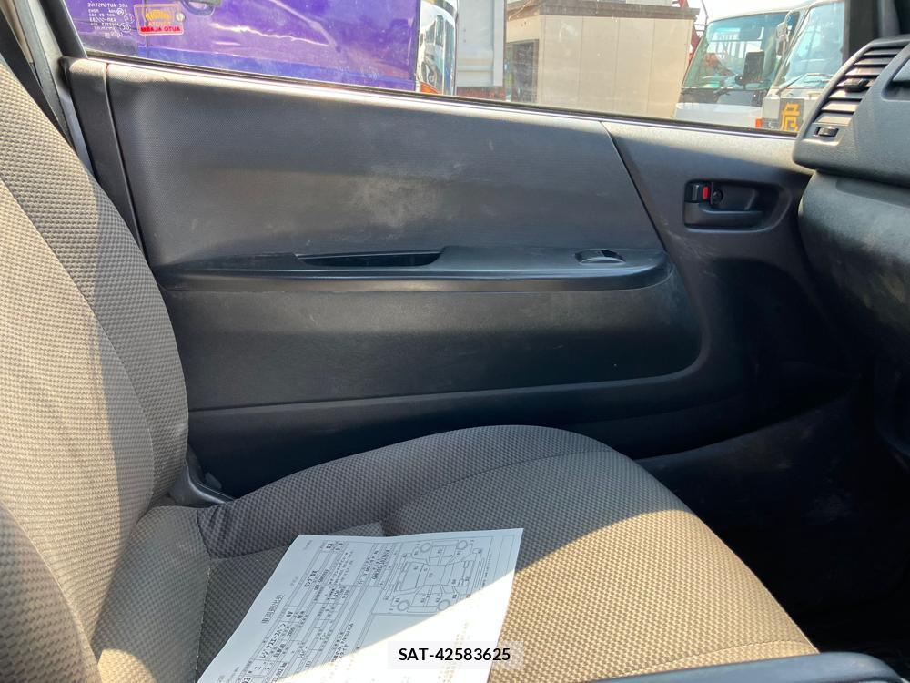 Toyota REGIUSACE VAN 2019-07 1166113-25