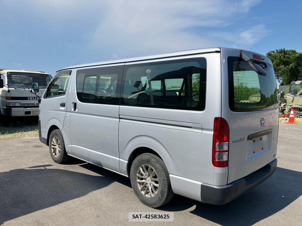 Toyota REGIUSACE VAN 2019-07 1166113-5