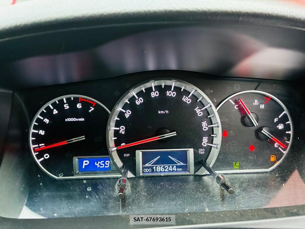 Toyota REGIUSACE VAN 2019-07 8266580-15